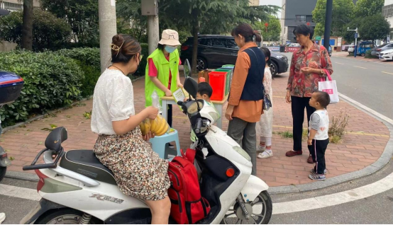 華展貓先生，智能垃圾房，生活垃圾分類收集點(diǎn)，設(shè)備生產(chǎn)廠家